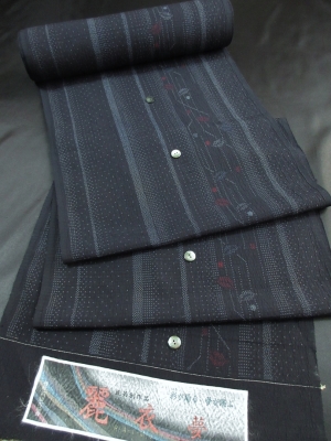 【正絹】美術工芸品「紬/縞に枝葉文」(税抜き価格30,000円）sk-363